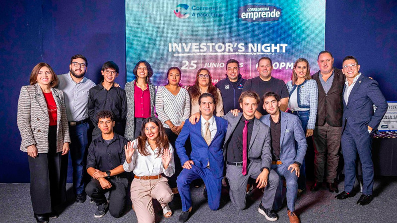 Celebran a primera generación de jóvenes emprendedores de la UTC