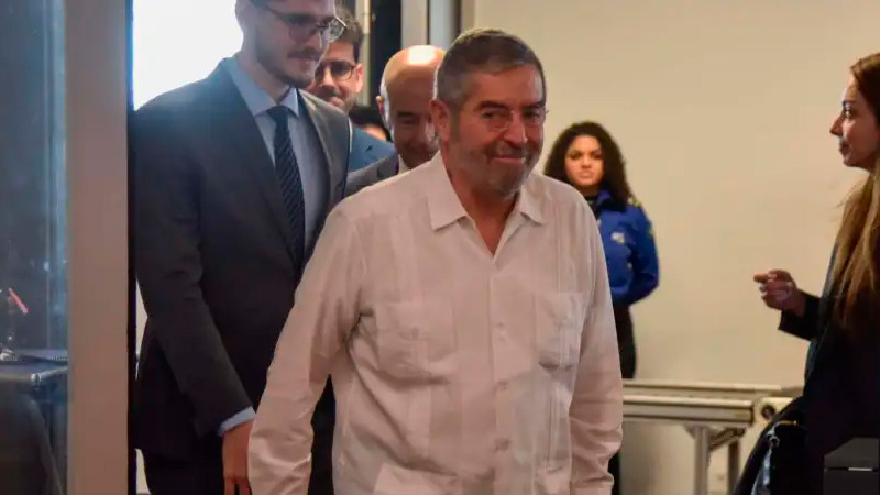 De la Fuente llega a Brasil para asistir a Cumbre del BRICS