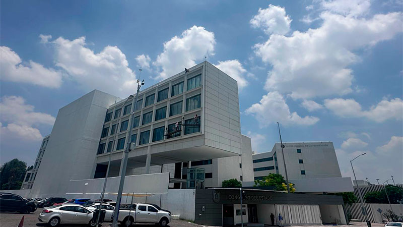 Varias iniciativas de ley serán dictaminadas en contra por ser jurídicamente inviables, asegura Guillermo Vega Guerrero 