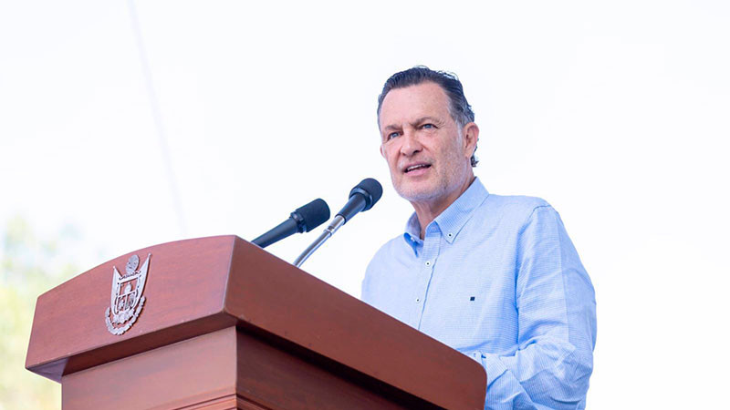 Entregarán útiles y uniformes a estudiantes de educación básica en Querétaro