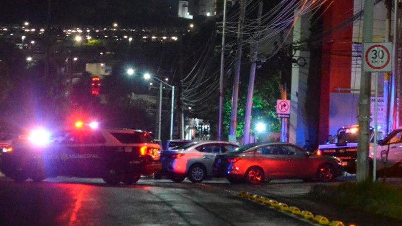 Ultiman a tiros a un hombre en intento de asalto, en Querétaro capital