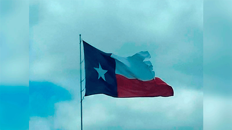 Continúan labores de búsqueda tres semanas después de la tragedia en campamento de Texas