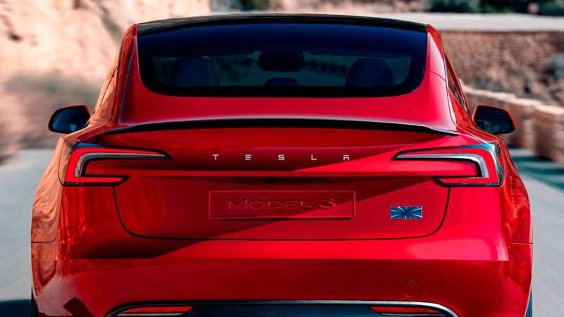 Ordenan a Tesla pagar 329 mdd por accidente fatal en el que se vio inmerso su vehículo con piloto automático