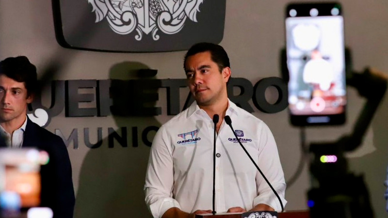 Gobierno de Querétaro presentará proyecto para habilitación peatonal de carriles de Bernardo Quintana, adelanta Felifer Macías