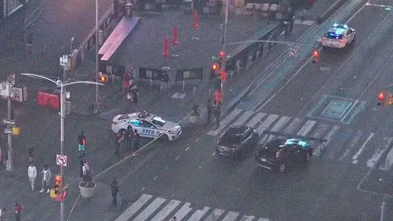 Nuevo tiroteo en EEUU; adolescente abre fuego en Times Square y deja al menos 3 heridos