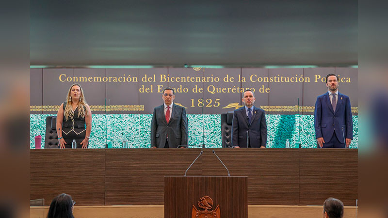 En Sesión Solemne, el Pleno del Congreso Local conmemoró el Bicentenario de la Constitución local de 1825 en Querétaro