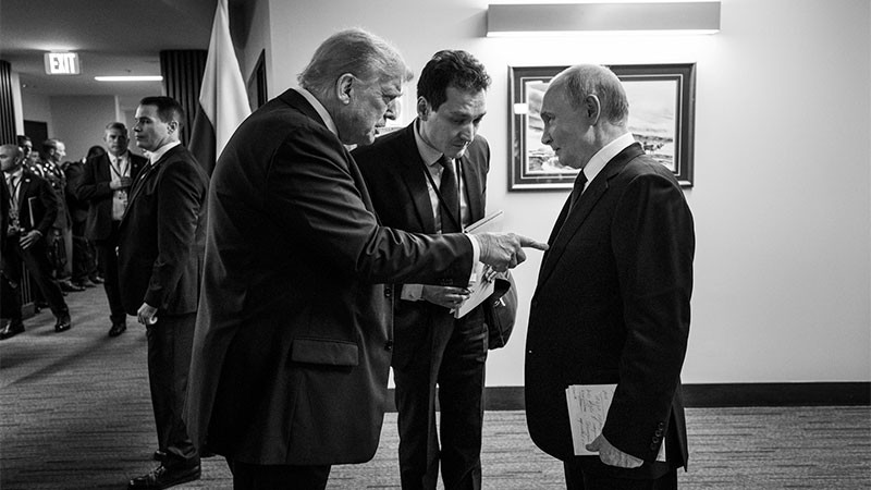 Califica Donald Trump su reunión con Vladimir Putin de 10