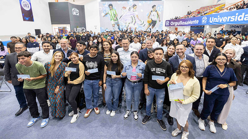 En Querétaro sí apoyamos con becas a más jóvenes universitarios: Mauricio Kuri