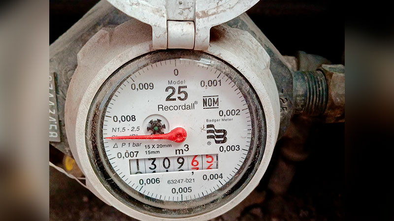 Propone Antonio Zapata reformas para regular consumo de agua en Querétaro 