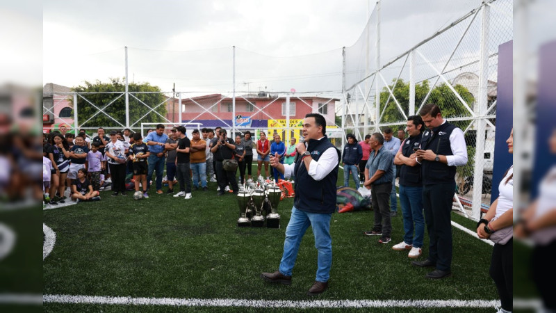 Entrega SEDESOQ rehabilitación de espacio deportivo en ‘La Negreta’