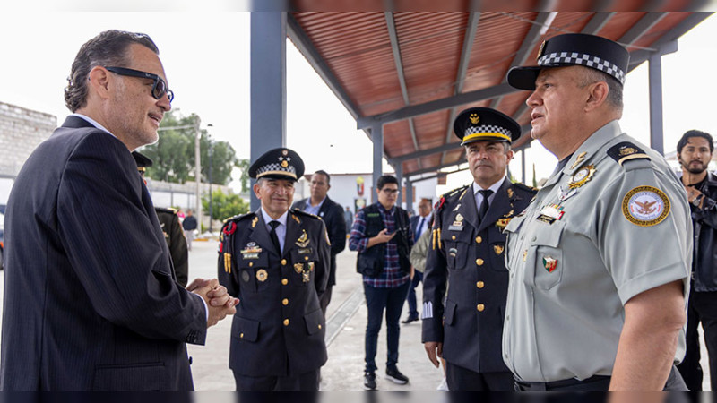 Asiste Gobernador a toma de protesta del nuevo Comandante de la Guardia Nacional en Querétaro