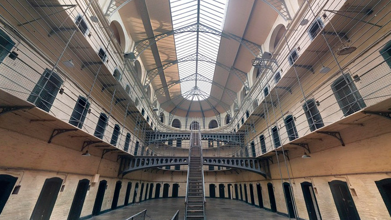 ONG acusa a Cuba de someter a 60 mil presos a trabajos forzados