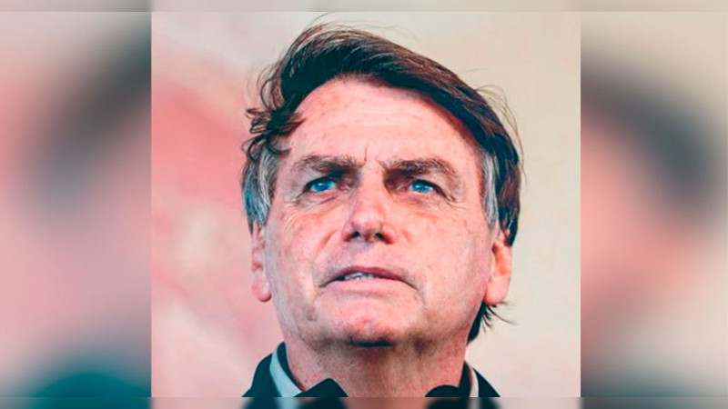 Deja la prisión domiciliaria Bolsonaro, tras ser llevado de emergencia al hospital