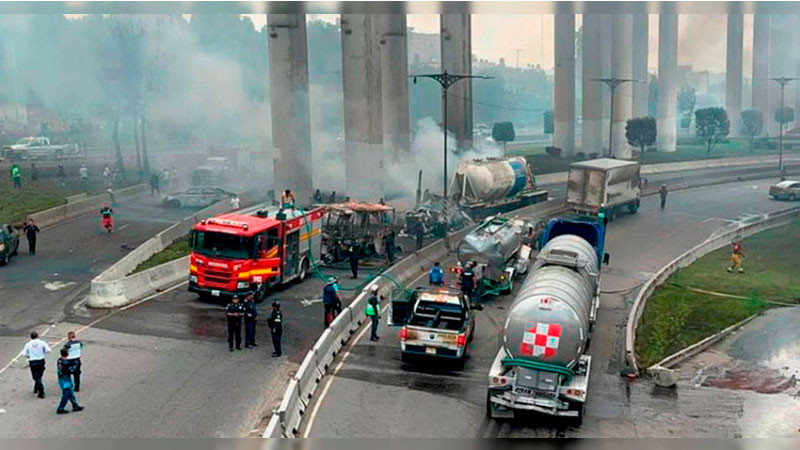 Suben a 26 las víctimas mortales tras la explosión de la pipa en CDMX