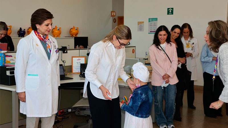 Recorre Car Herrera instalaciones del HITO