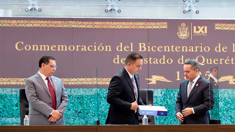 Recibe Congreso del Estado de Querétaro el Informe del Cuarto Año de Gobierno de Mauricio Kuri 