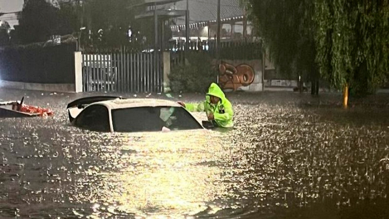 Lluvias extremas y toneladas de basura desbordan drenaje de la CDMX; hay más de 3 mil 500 casas afectadas