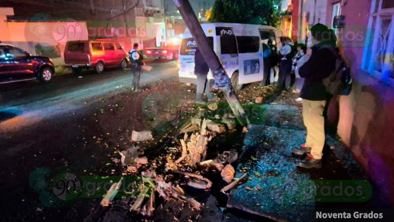 Dos lesionados en accidente en Lomas de Casa Blanca, en Querétaro capital