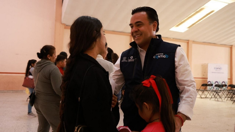 Apoyo a familias de Huimilpan con la Tarjeta Contigo: Luis Nava