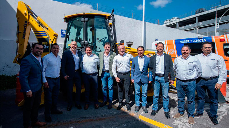 Se suma sector de la construcción a atención de contingencias por las lluvias en la Sierra Gorda de Querétaro 