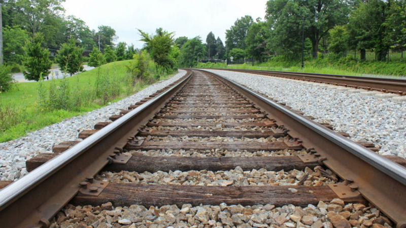 Avanza liberación de vía para el proyecto ferrioviario Ciudad de México-Querétaro: Roberto Cabrera