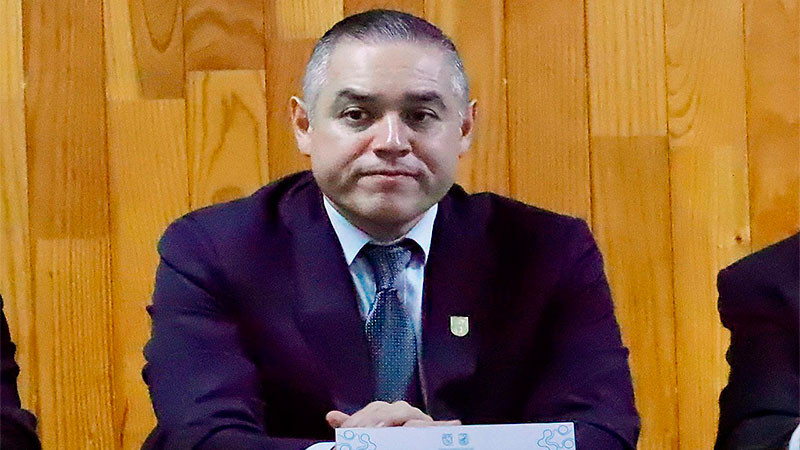 En investigación, las denuncias por acoso laboral en contra del director de la Facultad de Medicina de la UAQ