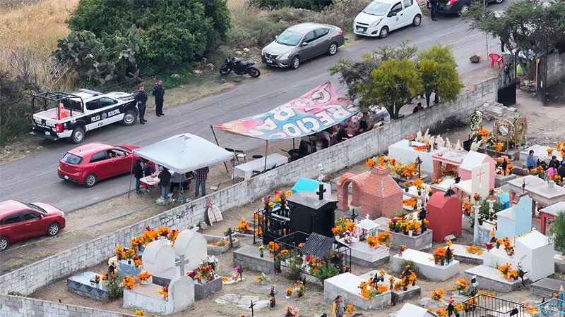Asisten más de 72 mil personas a visitar los panteones en Colón, Querétaro 