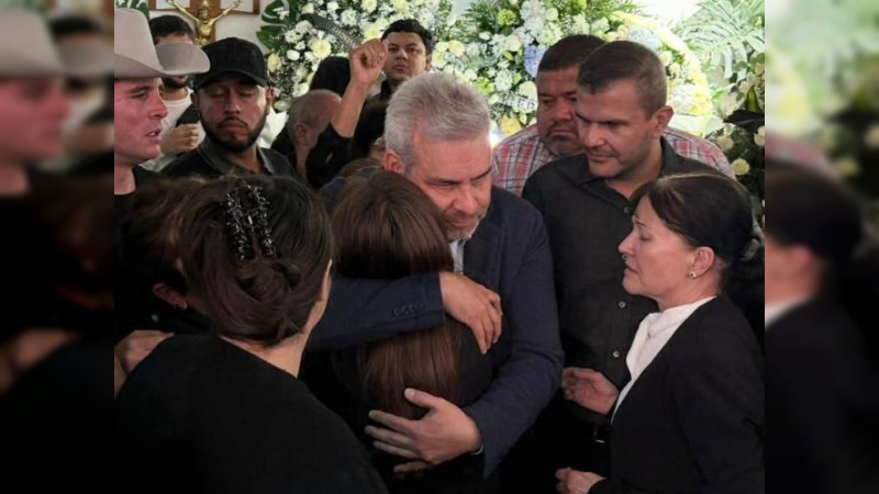 Gobierno rebasado: mensaje de la viuda de Carlos Manzo para detener protestas, desata sospechas y profundiza la crisis en Michoacán