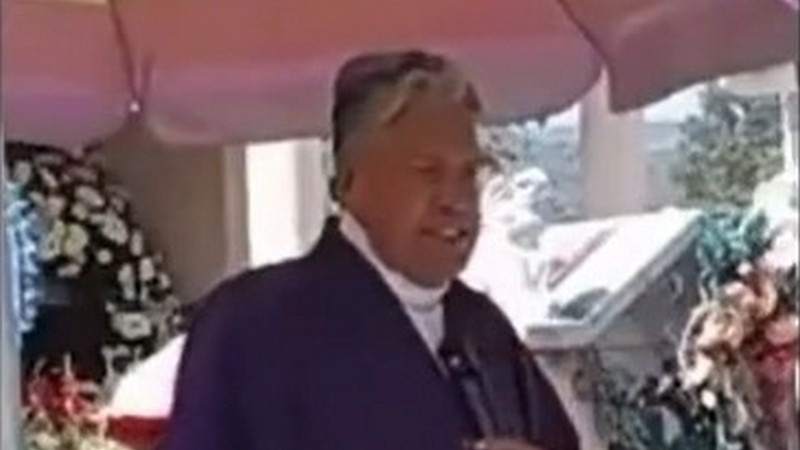 Padre Pistolas arremete contra gobernadora de Guanajuato por proyecto de Acueducto Solís; amenaza con golpearla