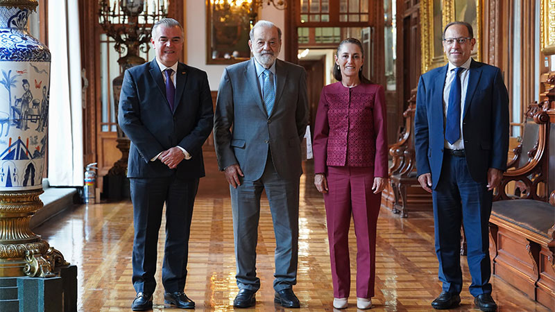 Recibe Claudia Sheinbaum a Carlos Slim en Palacio Nacional para hablar de la economía en México 