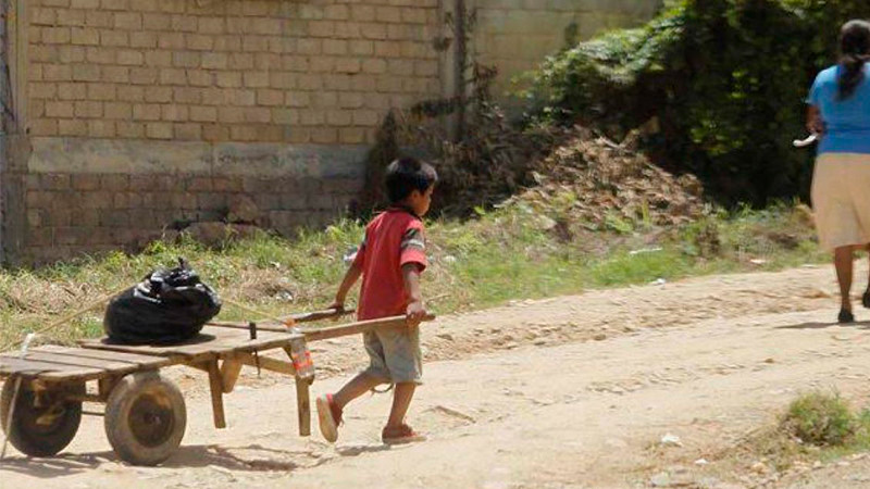 Fallas en educación, salud y seguridad frenan progreso en México, indican expertos