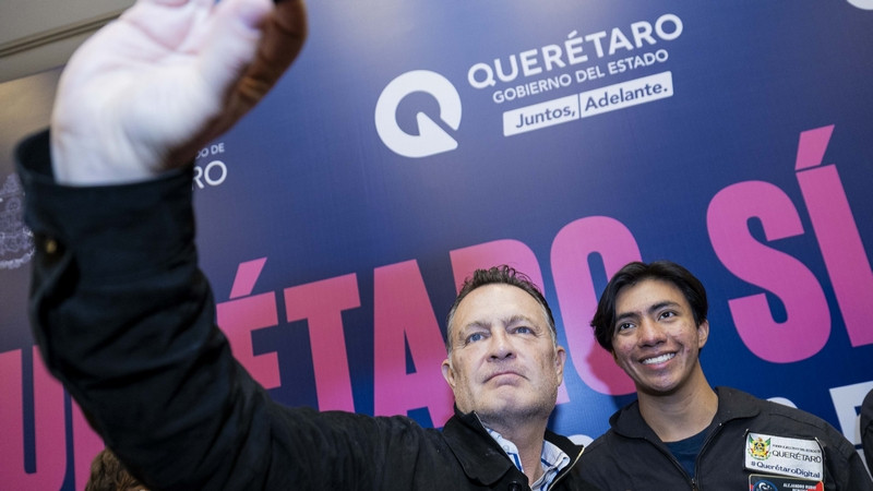 Talento queretano destaca en el International Air & Space Program