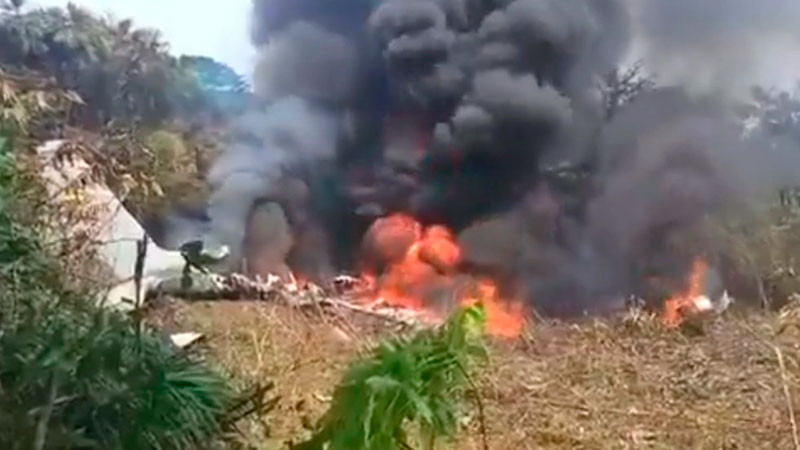 Catástrofe aérea en Colombia cae avión militar; estiman más de 100 personas a bordo