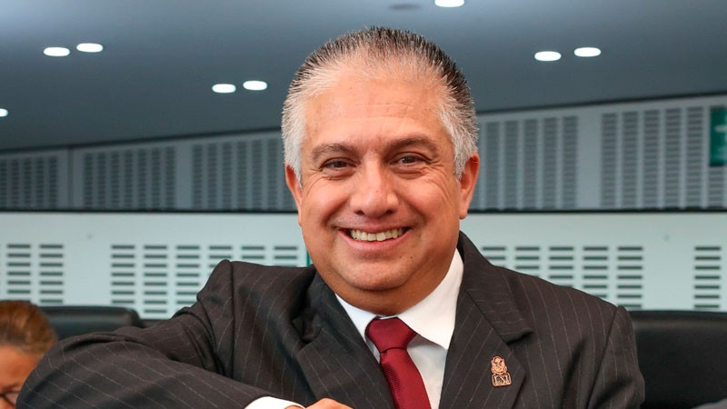 Sinuhé Piedragil asume presidencia del Congreso de Querétaro con llamado al consenso