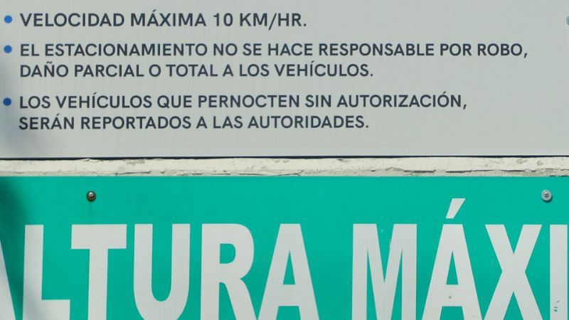 Estacionamientos están obligados a tener pólizas contra robo y daños en Querétaro: Pedro Ángeles 